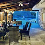 2 Bedroom - Loft Ferienhaus *