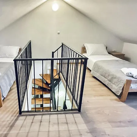 2 Bedroom - Loft Srijane