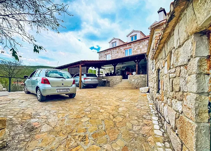 2 Bedroom - Loft Srijane